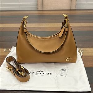 Coach Juliet Honey Brown Shoulder/Crossbody Handbag.